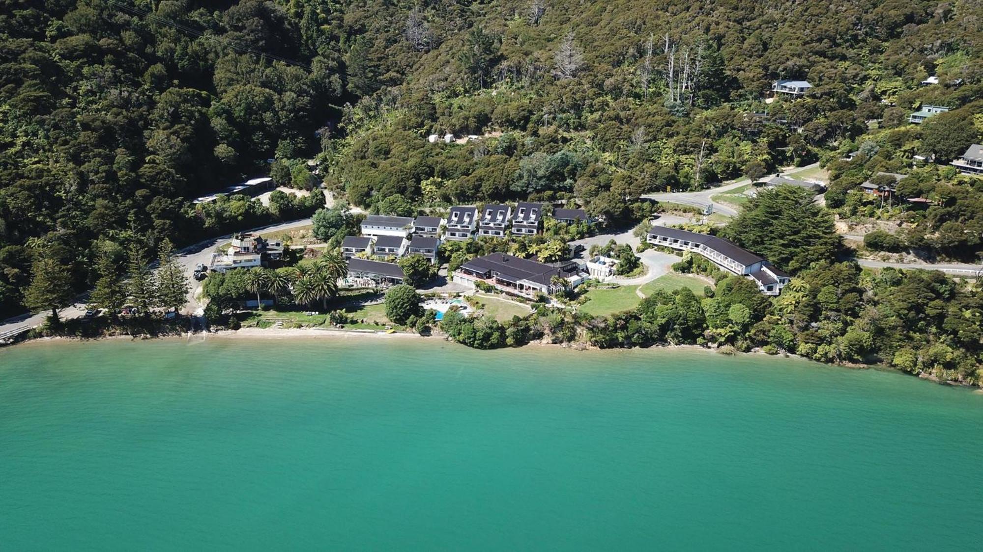 The Portage Resort Buitenkant foto